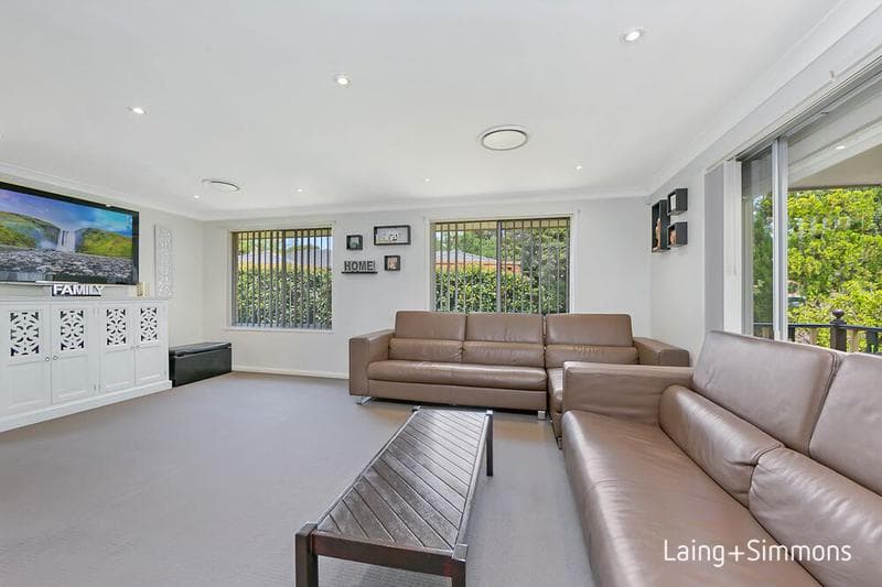 12 Ashcott Street, Kings Langley, Kings Langley - Thumbnail 2