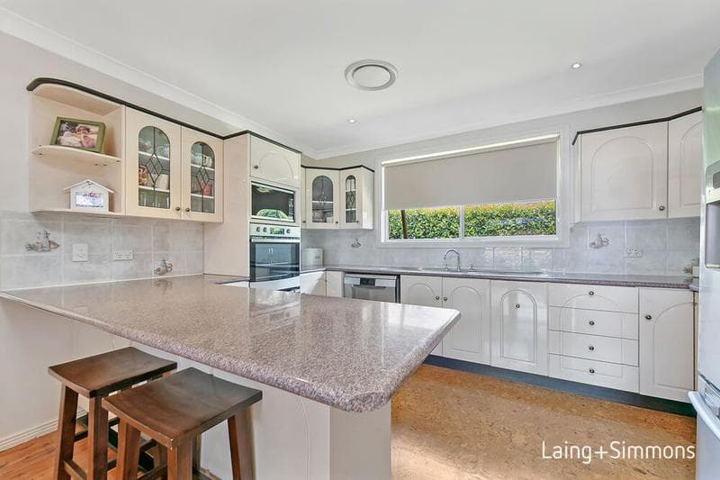 12 Ashcott Street, Kings Langley, Kings Langley - Thumbnail 3