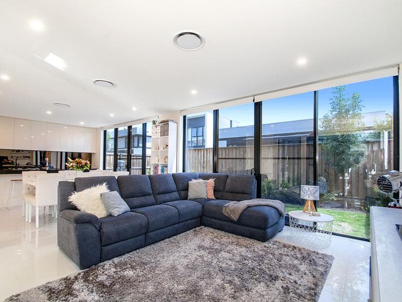 21 Rosenfeld Avenue, Kellyville, Kellyville - Thumbnail 3
