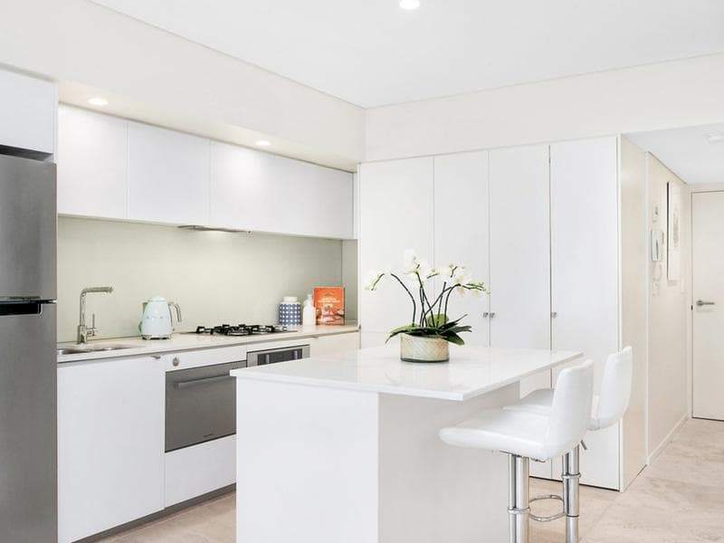 27/6-8 Jaques Avenue, Bondi Beach, Bondi Beach - Thumbnail 2