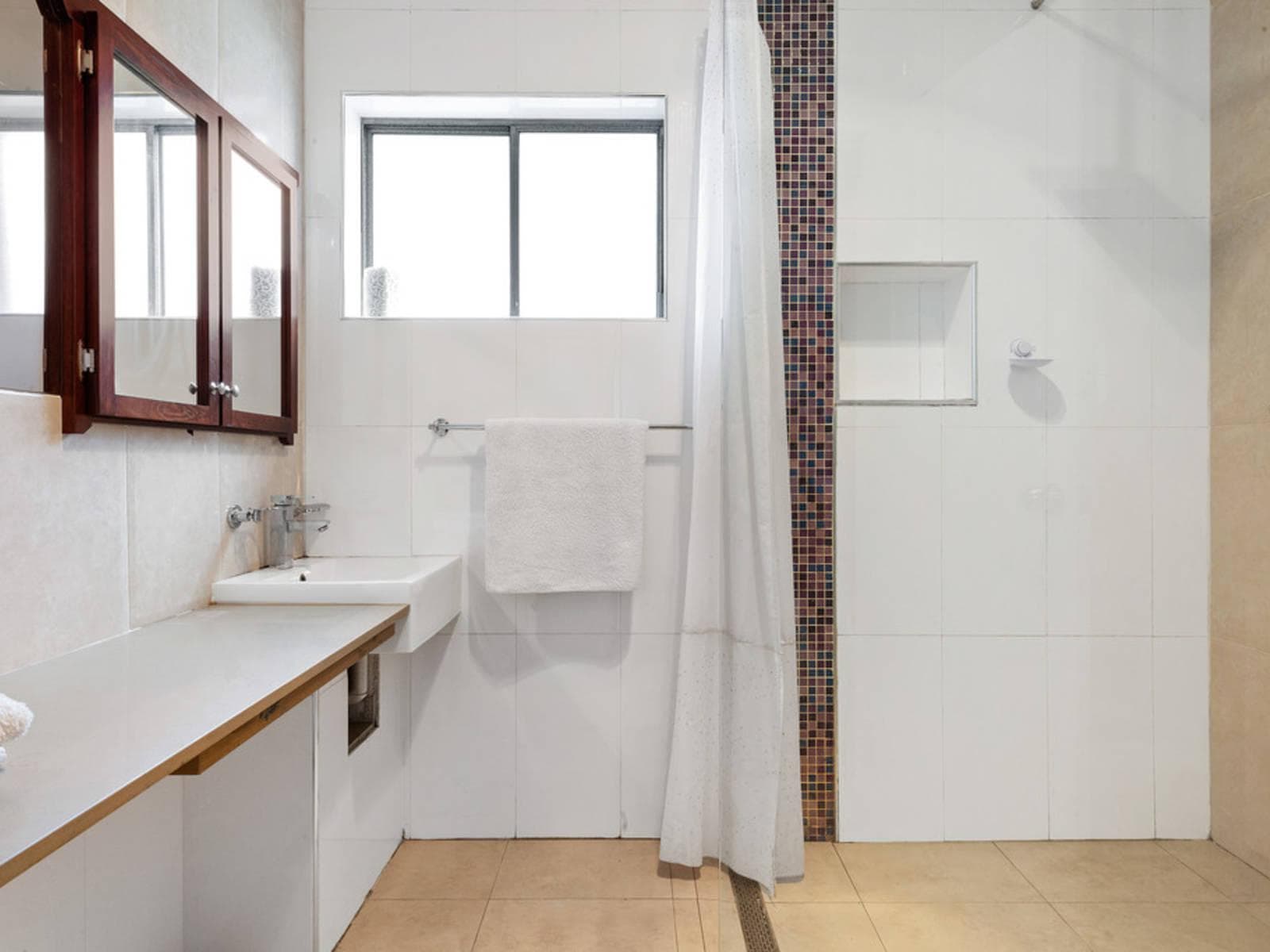 10/78-80																										Eton Street
														
								Smithfield, NSW 2164, Guildford - Thumbnail 8