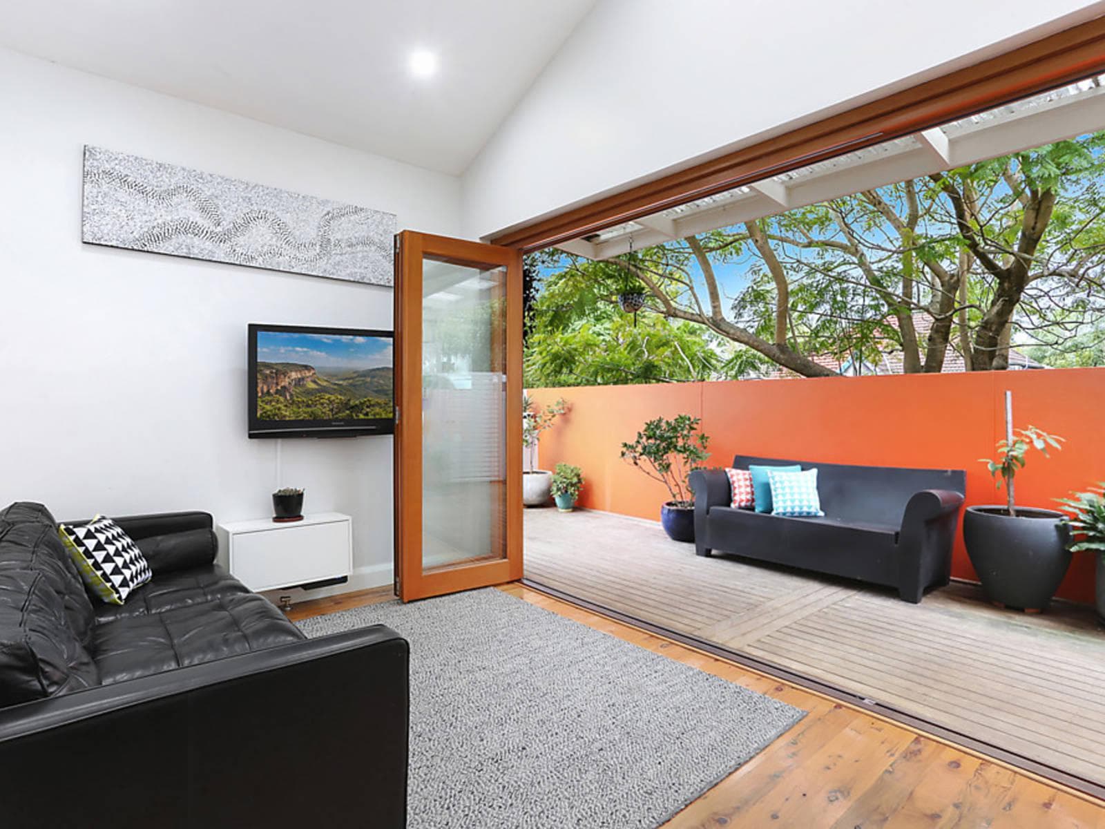 311 Simpson Street, Bondi Beach, Bondi Beach - Thumbnail 4