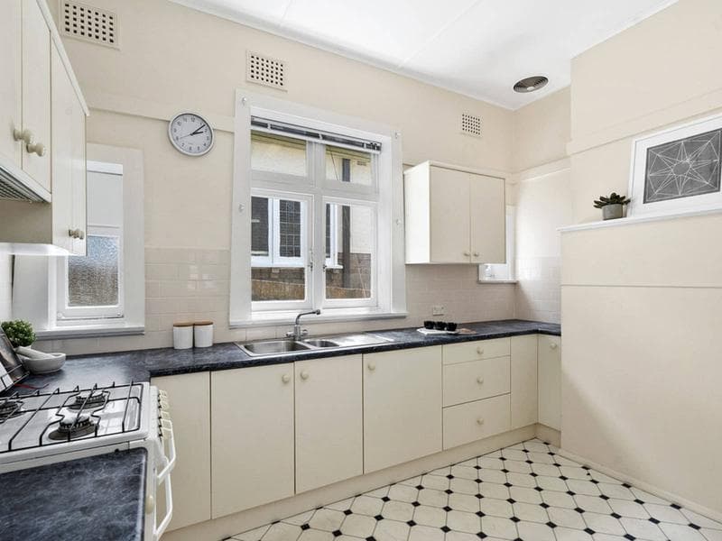 32 Macquarie Street, Chatswood, Chatswood - Thumbnail 4