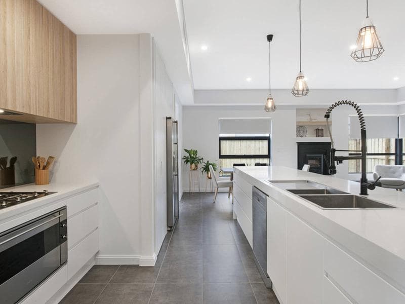 14 Nangar Crescent, Kellyville, Kellyville - Thumbnail 4
