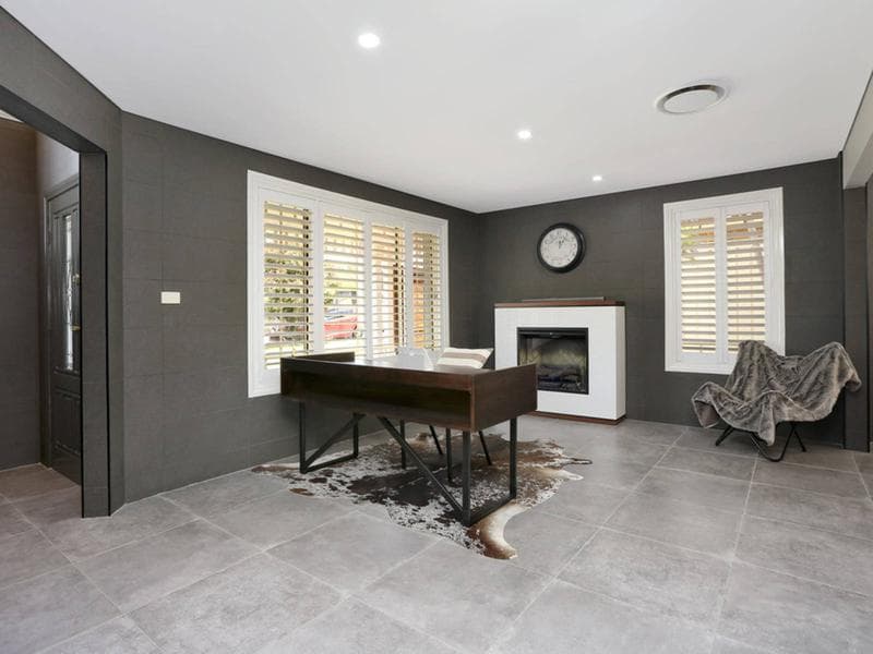 27 Farmer Circuit, Beaumont Hills, Beaumont Hills - Thumbnail 3