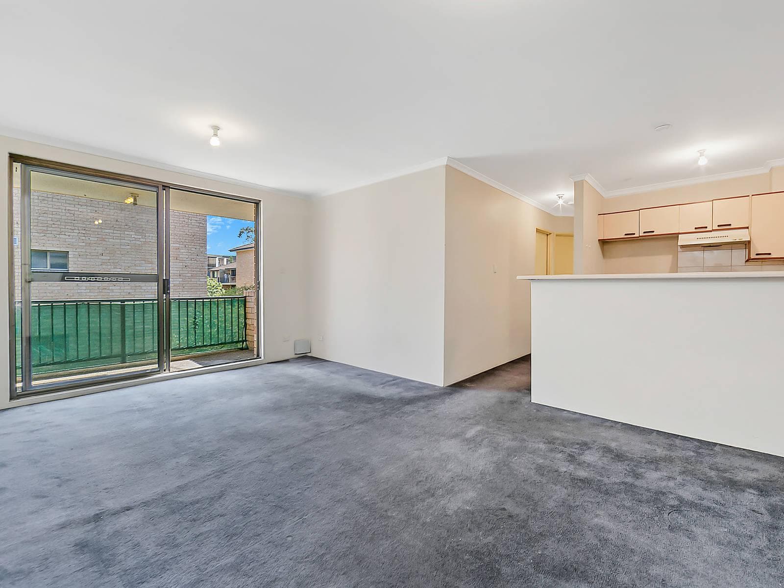 32/7 Griffiths Street, Blacktown, Armidale - Thumbnail 4