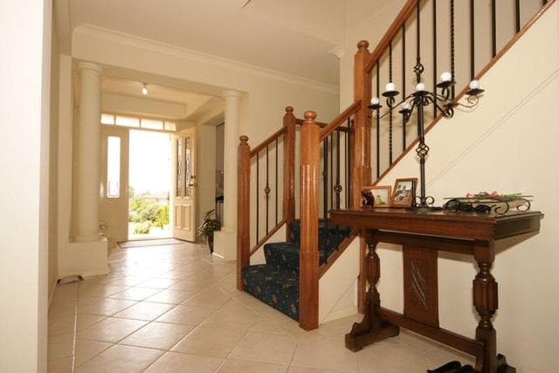 8 Stefie Place, Kings Langley, Kings Langley - Thumbnail 3