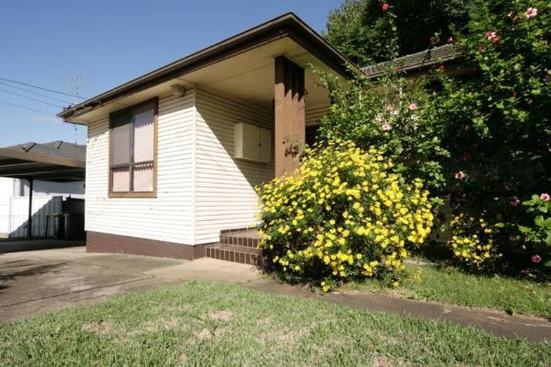 8/62																										Alice Street
														
								Harris Park, NSW 2150, Seven Hills - Image 1