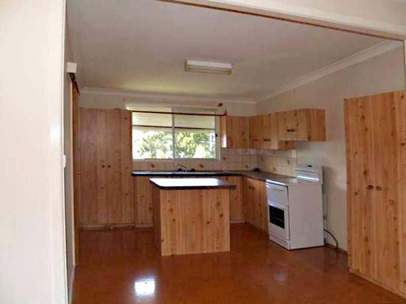 2/8																										Wallaroy Crescent
														
								Woollahra, NSW 2025, Port Macquarie - Thumbnail 2