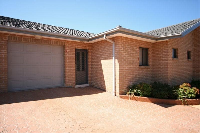 1/164b Targo Road, Girraween, Girraween - Thumbnail 2