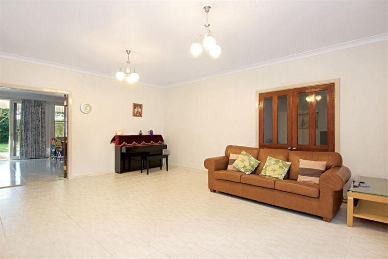 3/1																										Queens Road
														
								Westmead, NSW 2145, Pennant Hills - Thumbnail 4