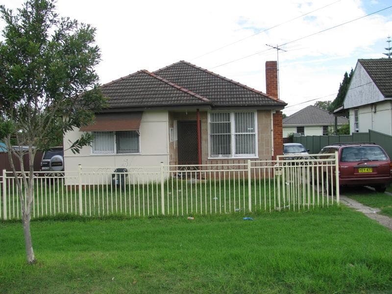 32 Pitcairn Avenue
Lethbridge Park, NSW 2770, Granville - Image 1