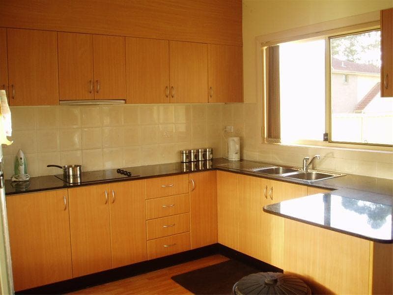 2/24b Highland Street, Guildford, Guildford - Thumbnail 4