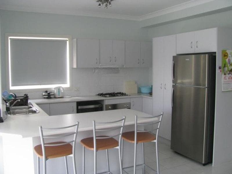 59 Woodstock Street, Guildford, Guildford - Thumbnail 2