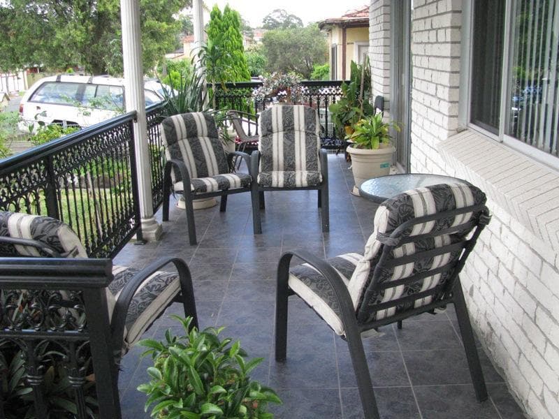19 Caroline Street, Guildford, Guildford - Thumbnail 5
