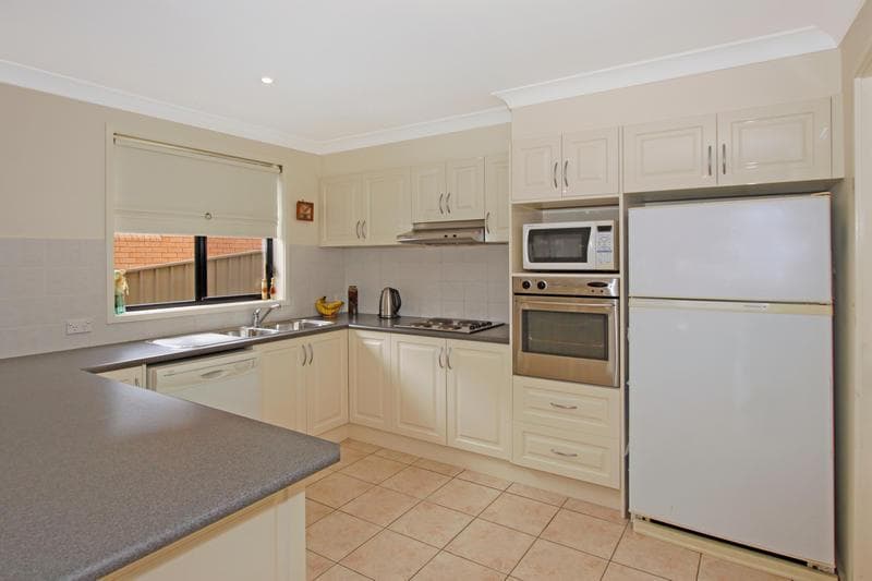 28 Halls Road, Helensburgh, Helensburgh - Thumbnail 4