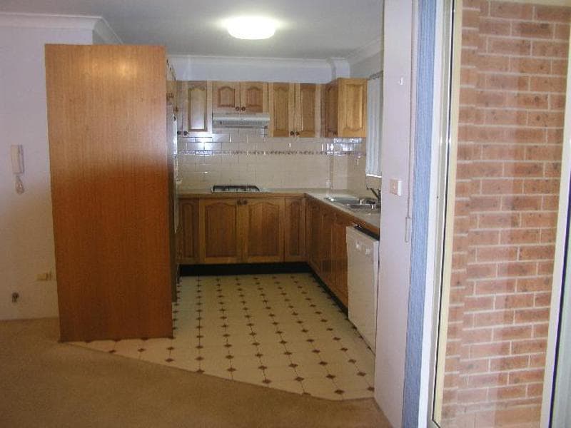 11/29-31 Good Street, Westmead, Westmead - Thumbnail 3