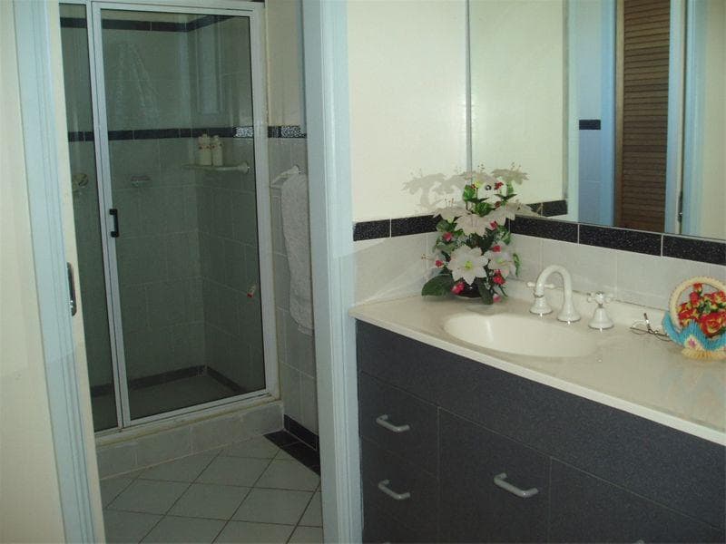 18 Robertson Street, Guildford, Guildford - Thumbnail 4