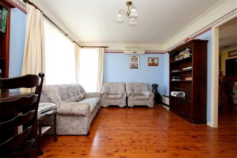 10 Jura Place, Seven Hills, Seven Hills - Thumbnail 2
