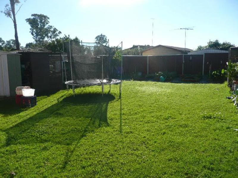 11 Odelia Cres, Plumpton, Plumpton - Thumbnail 8