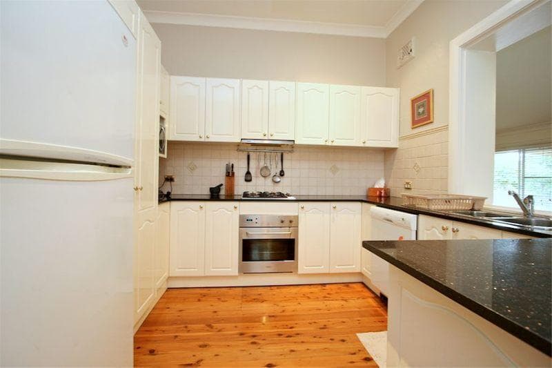 22 Emert Street, Wentworthville, Wentworthville - Thumbnail 2