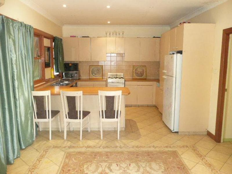 15 Beaconsfield Rd, Rooty Hill, Rooty Hill - Thumbnail 2