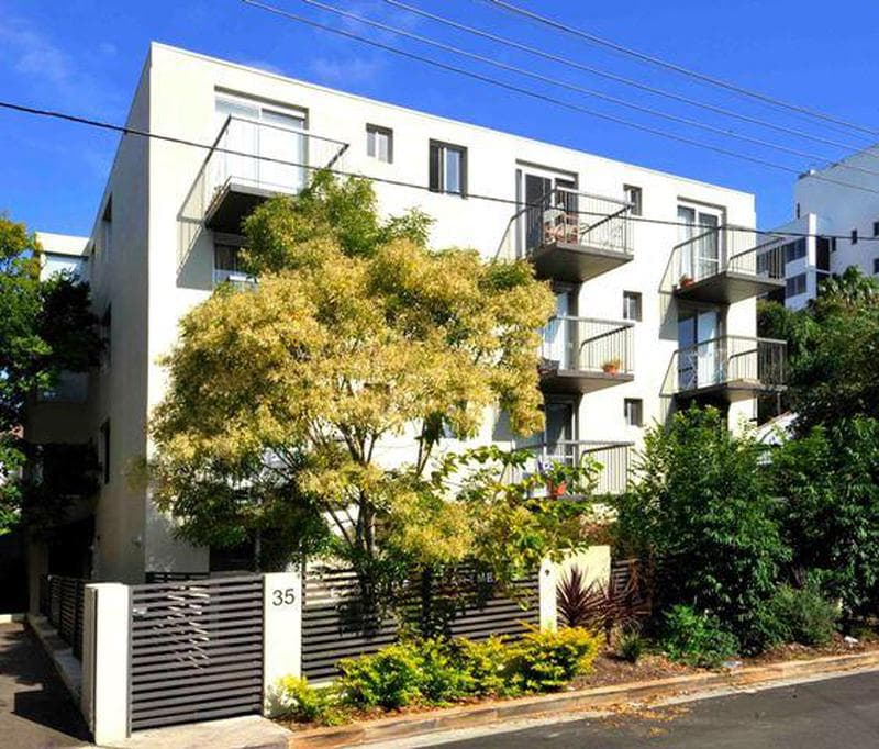 2/35 Caledonia Street, Paddington, Paddington - Thumbnail 2