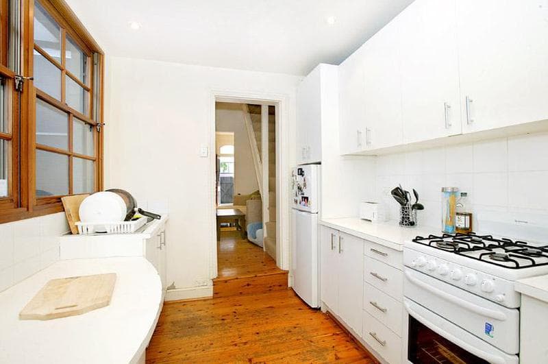 11 Ebley Street, Bondi Junction, Bondi Junction - Thumbnail 2