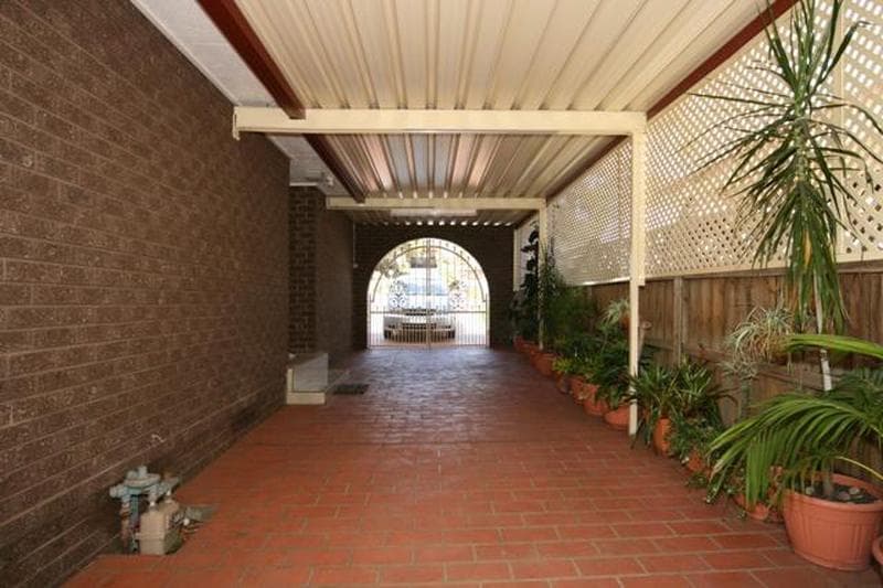 2/8																										Wallaroy Crescent
														
								Woollahra, NSW 2025, Kings Park - Thumbnail 6