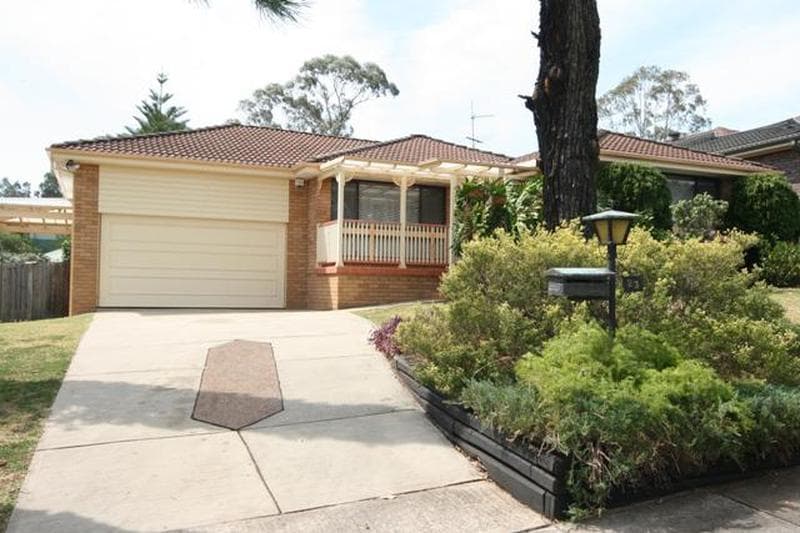 23 Hutchins Crescent, Kings Langley, Kings Langley - Image 1