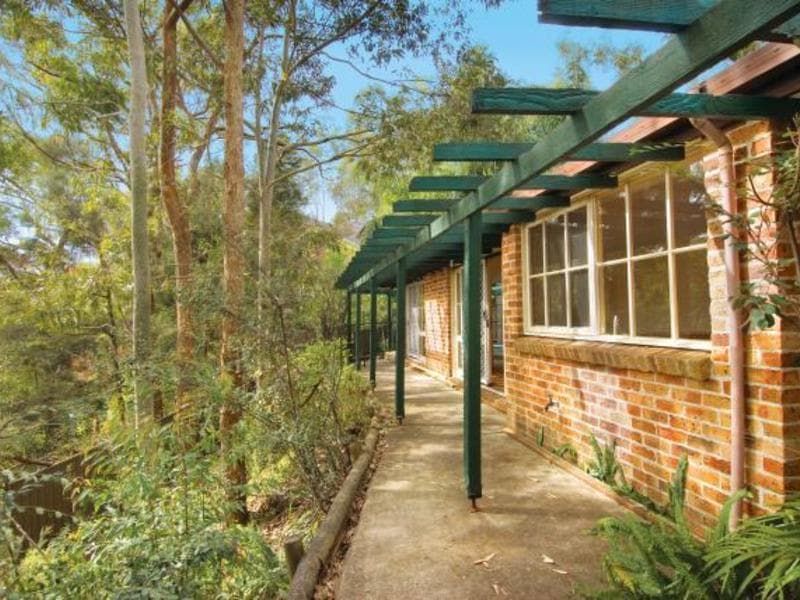 33 Pogson Drive, Cherrybrook, Cherrybrook - Image 1