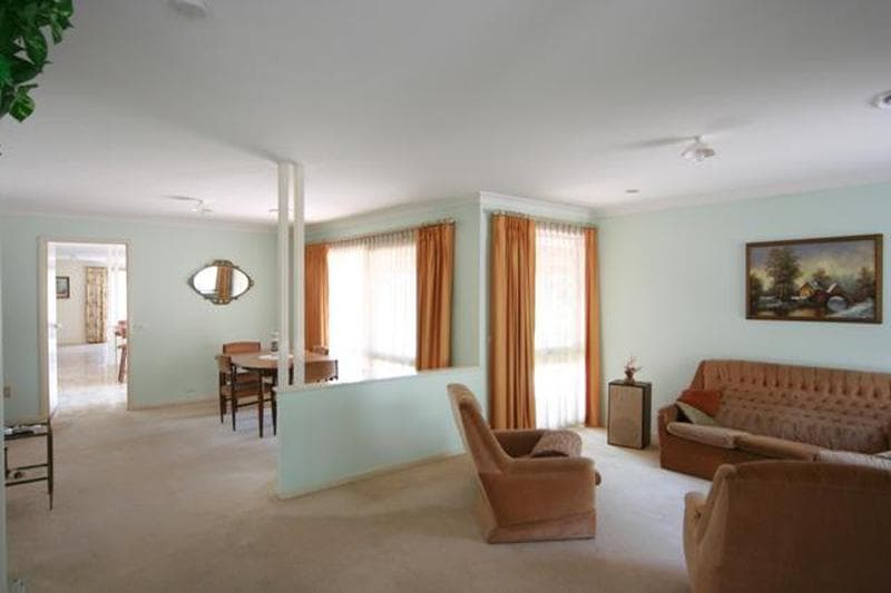 2/8																										Wallaroy Crescent
														
								Woollahra, NSW 2025, Kings Langley - Thumbnail 2