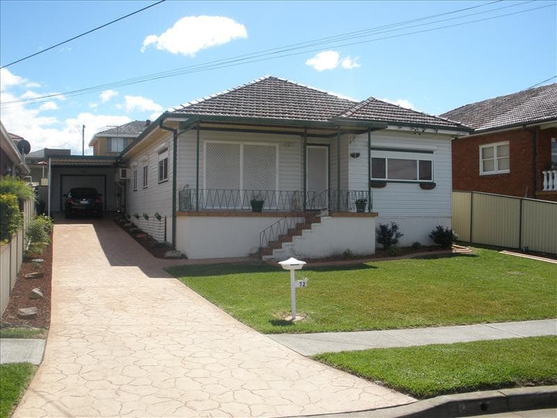 2/8																										Wallaroy Crescent
														
								Woollahra, NSW 2025, Fairfield Heights - Thumbnail 2