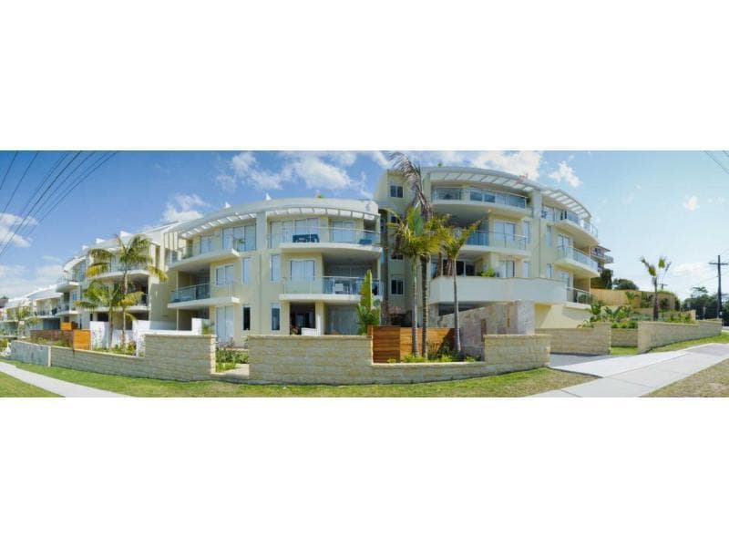 3/6																										Crisallen Street
														
								Port Macquarie, NSW 2444, Dee Why - Image 1