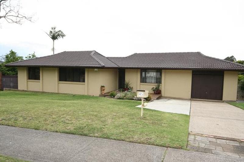45 Solander Road, Kings Langley, Kings Langley - Image 1
