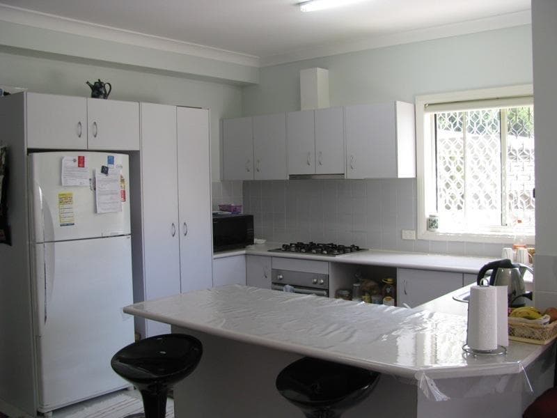 61 Woodstock Street, Guildford, Guildford - Thumbnail 2