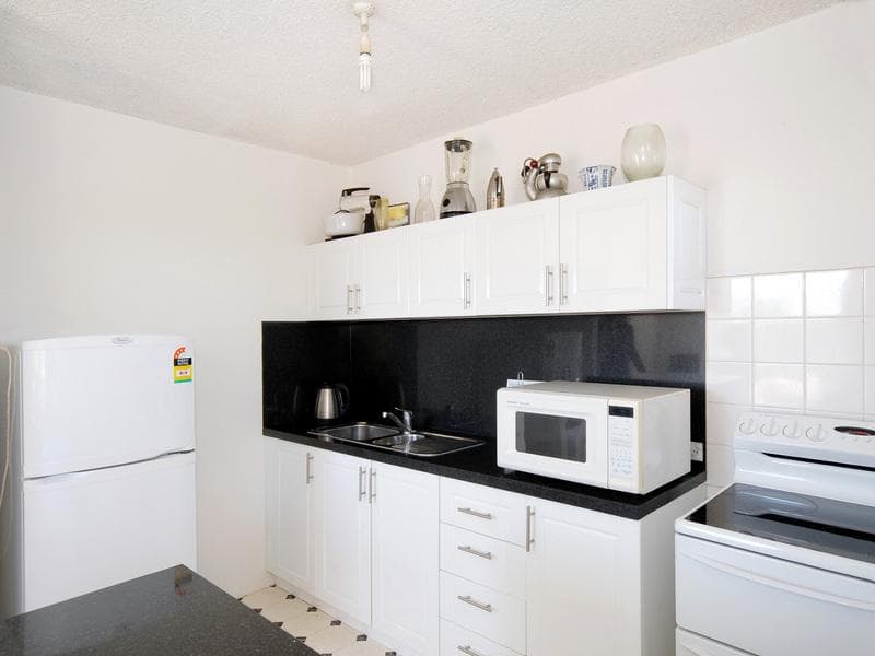 1																										Brenan St
														
								Fairfield, NSW 2165, Potts Point - Thumbnail 8