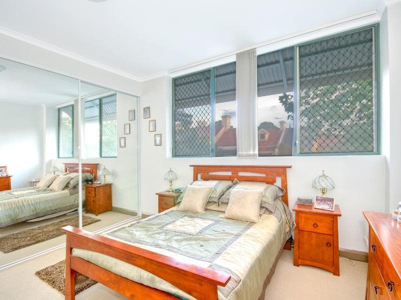 51 Hereford Street, Glebe, Glebe - Thumbnail 3
