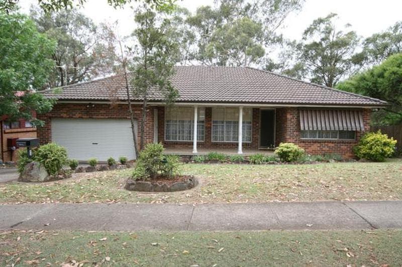 23 Plymouth Crescent, Kings Langley, Kings Langley - Image 1