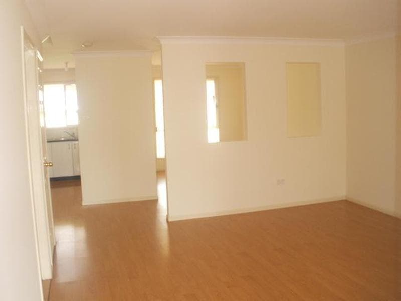 21b St Helens Cl, West Hoxton, West Hoxton - Thumbnail 2