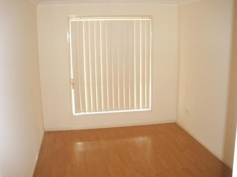 21b St Helens Cl, West Hoxton, West Hoxton - Thumbnail 3
