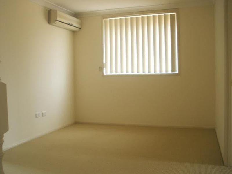 21b St Helens Cl, West Hoxton, West Hoxton - Thumbnail 6