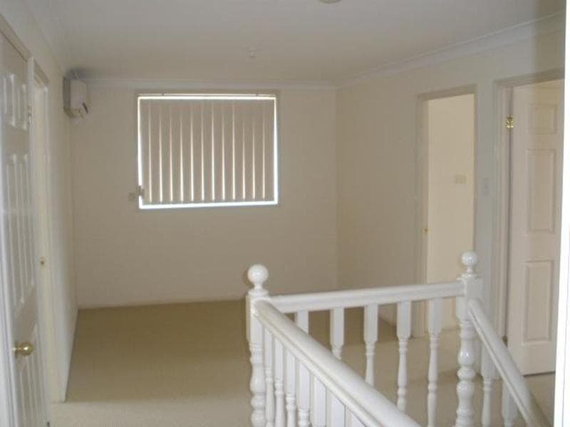 21b St Helens Cl, West Hoxton, West Hoxton - Thumbnail 8
