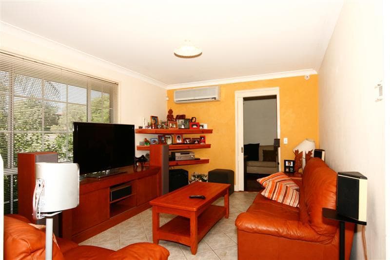 1 Ridgemont Place, Kings Park, Kings Park - Thumbnail 4
