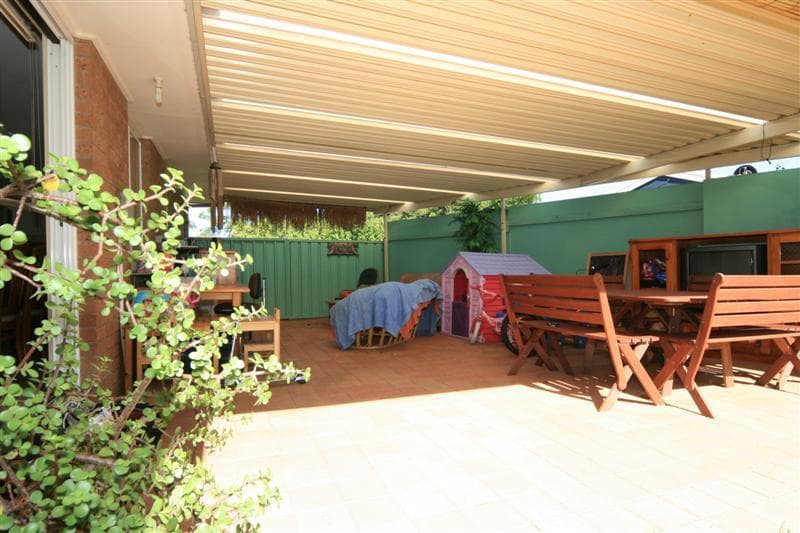 1 Ridgemont Place, Kings Park, Kings Park - Thumbnail 7
