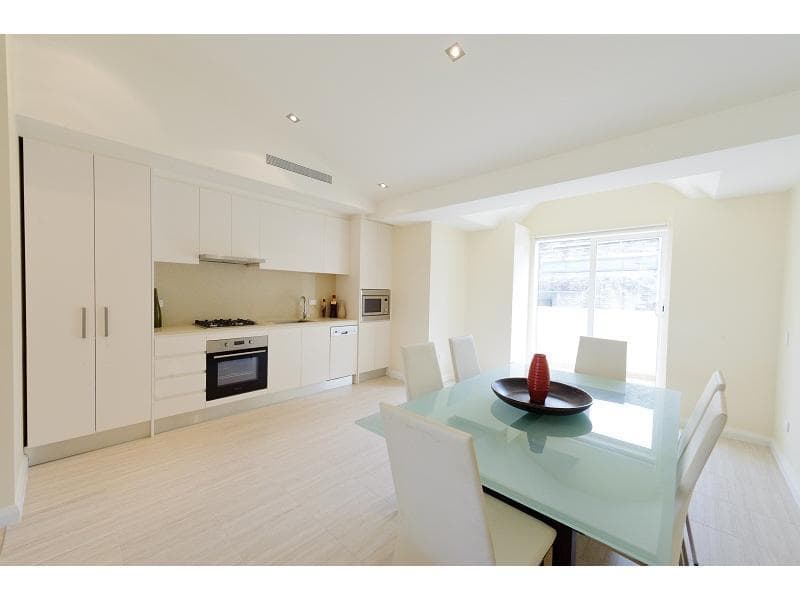 1																										Brenan St
														
								Fairfield, NSW 2165, Dee Why - Thumbnail 3