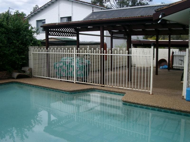 54 Hutchins Crescent, Kings Langley, Kings Langley - Thumbnail 4