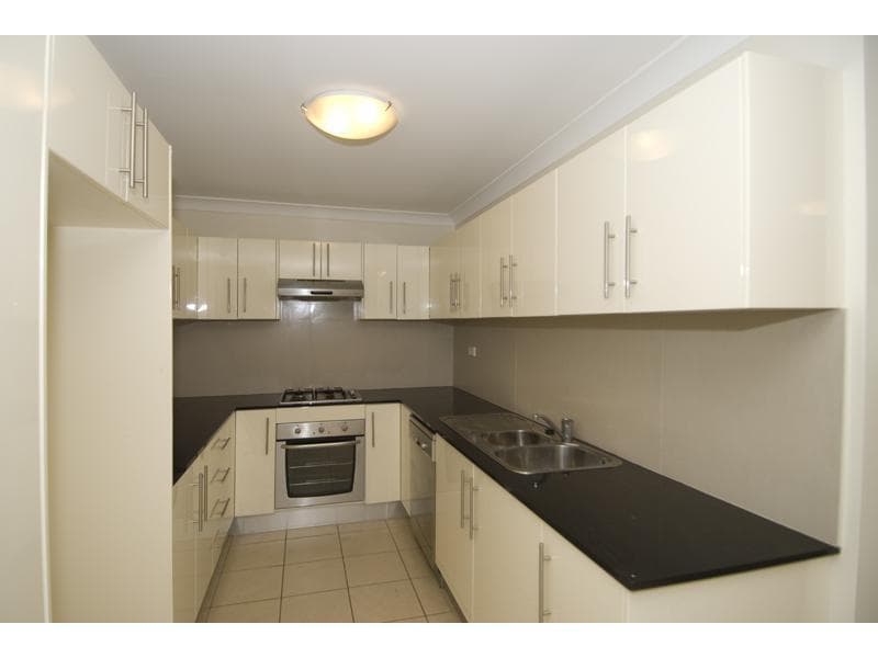 15/8-10 Shackel Avenue, Brookvale, Brookvale - Thumbnail 3