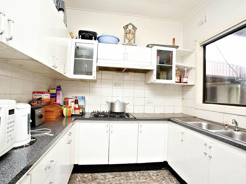 333 Woodville Road, Guildford, Guildford - Thumbnail 2