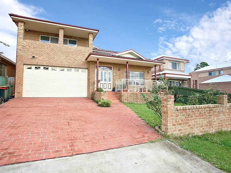 8 Cleone Street, Guildford, Guildford - Image 1